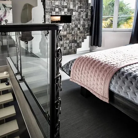 Domaine De L'angelique - Loft Avec Privatif - Marais Poitevin Entre Niort Et La Rochelle Ferienhaus *